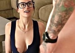 Summer Renee Brunette Sis Blowjob