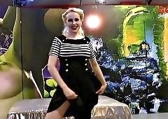 Angel Wicky Top Model Takes Bukkake Gangbang
